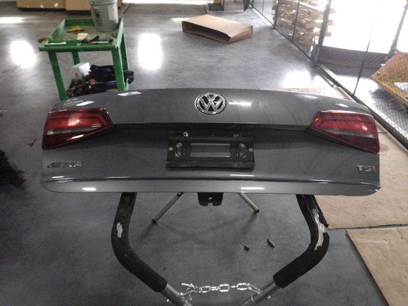 2016 Volkswagen Jetta Deck Lid Trunk Lid Grey OEM Good Condition 4DR