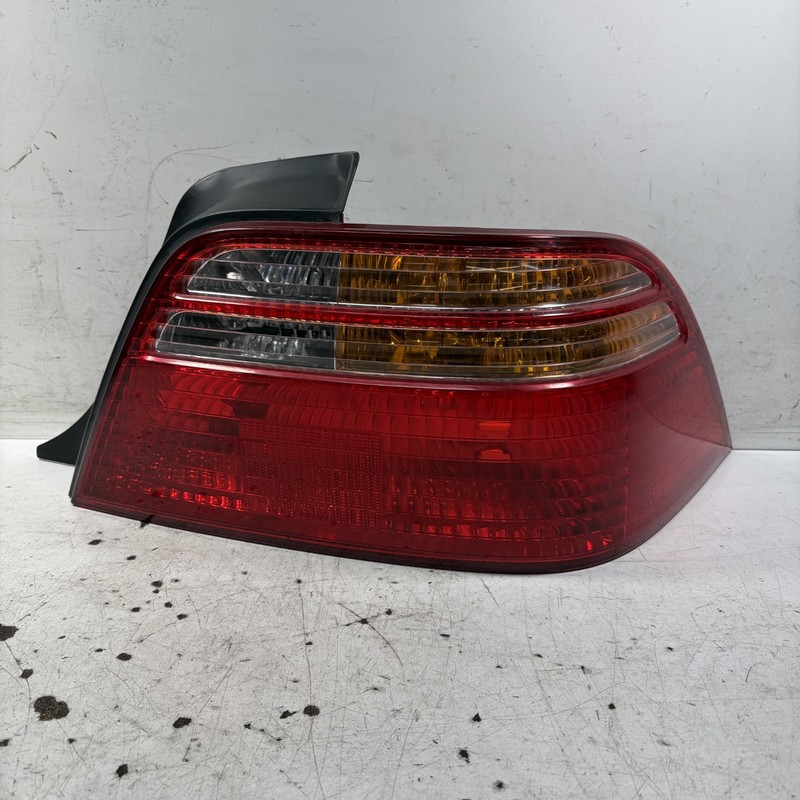 99-02 Acura RL Right Tail Light Assembly 33501-SZ3-A02 OEM