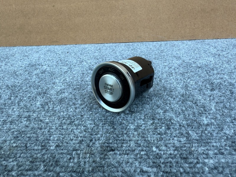 HYUNDAI GENESIS SEDAN & G80 15-20 OEM ENGINE IGNITION CONTROL SWITCH BUTTON