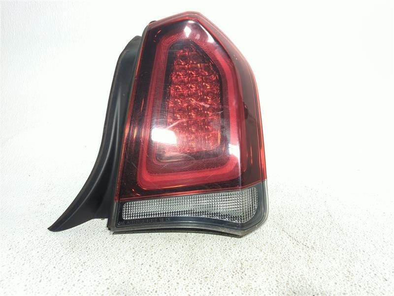 2019 Chrysler 300 Right Tail Light Assembly LED Black Trim OEM 737260 55K Miles