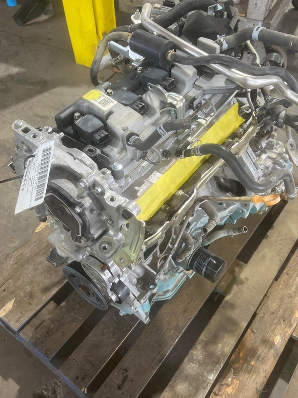 2020 SENTRA SV 2.0L 1000 Miles NO MANIFOLD WATER PUMP HOUSING or HARNESS