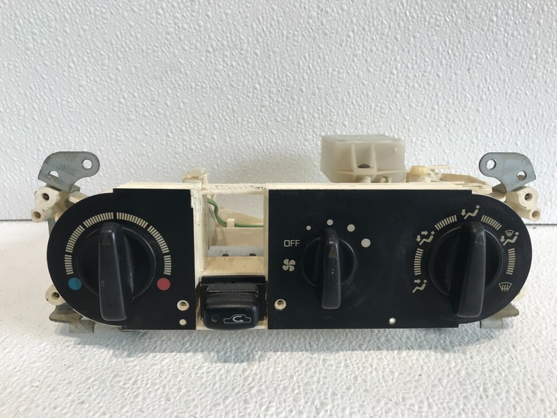 00-04 Mitsubishi Montero Sport HVAC Heater A/C Temperature Climate Control