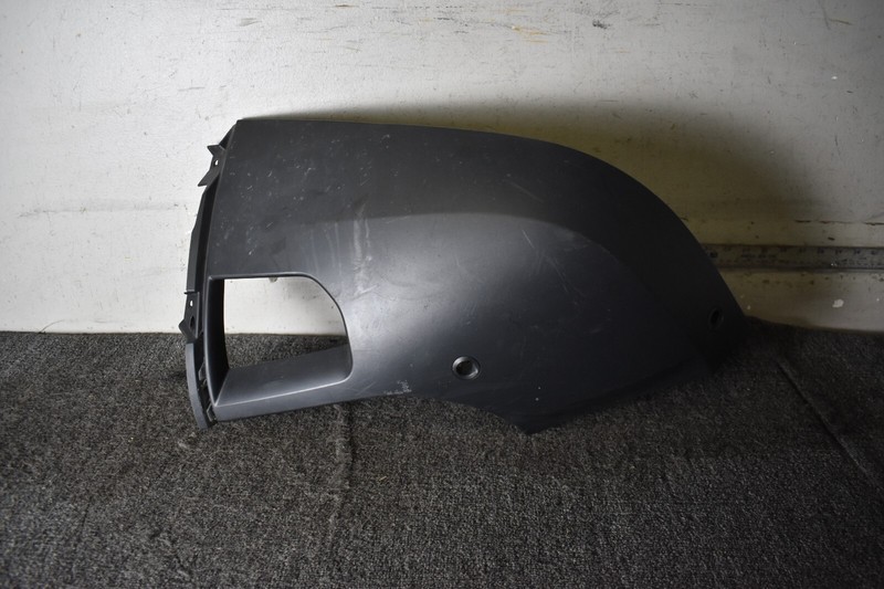 2020-2023 Land Rover Defender RIGHTLower Front Bumper Cover INS L8B2-17D749-CA