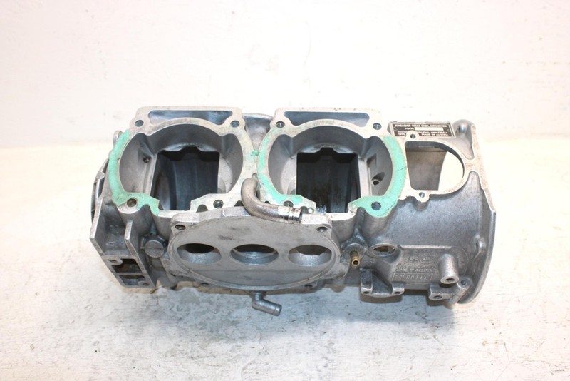 1996 Ski-doo Mxz 440 Oem Crankcase 420886928 SS13