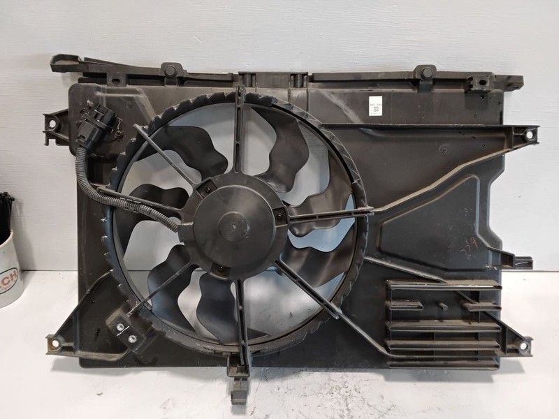 2020-2022 Mazda CX-30 Radiator Fan Motor Fan Assembly Naturally Aspirated