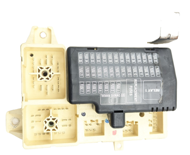 02-08 Jaguar S-Type Cabin Footwell Relay Fusebox Fuse Box 1R8T14A067AB