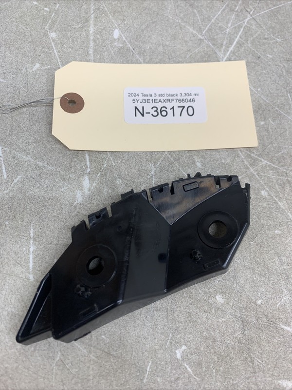 24-25 Tesla Model 3 Highland Front Right Bumper Bracket 1774269-00-F 36170 B118