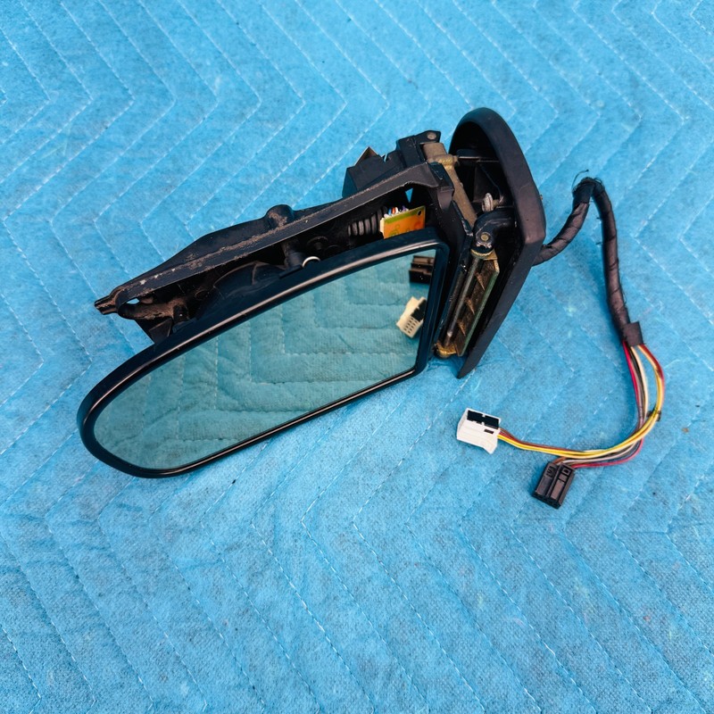 2002–2004 Mercedes-Benz C32 AMG Left Side Mirror Assembly OEM 413133467