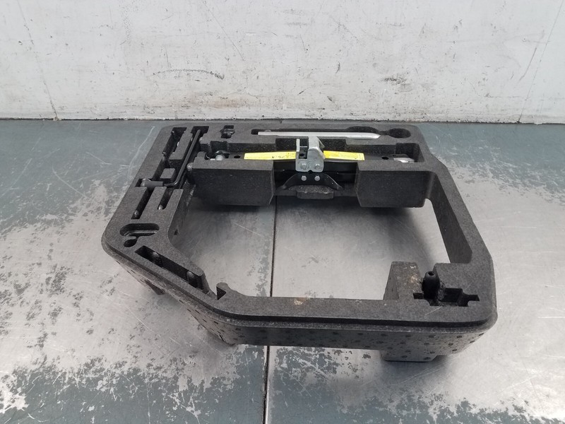 2012 Audi S4 Quattro B8 Jack / Storage Foam #1717 A8