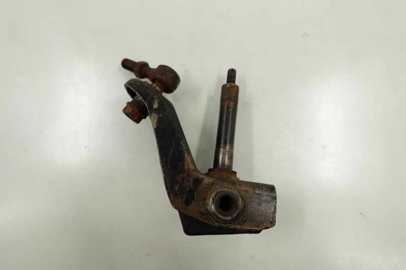 1990 Yamaha SnoSport 125 / SV125P OEM Ski Leg Spindle 87A-23853-00-00