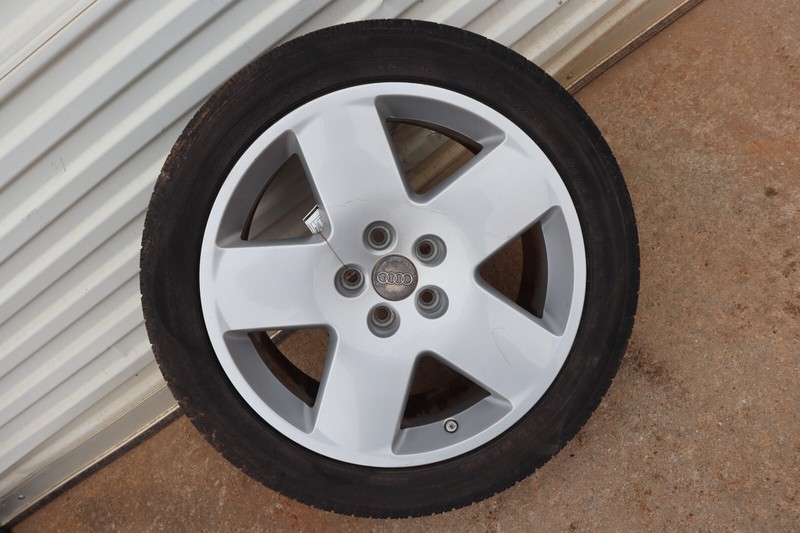 2003-2010 AUDI A8 WHEEL RIM TIRE CONTINENTAL 255/45 R18 x8.5J 5 SPOKE OEM