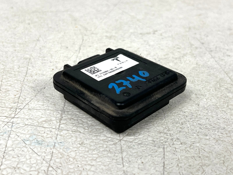 ⭐2016-2020 TESLA MODEL X HOMELINK GARAGE DOOR OPENER CONTROL MODULE OEM LOT2740