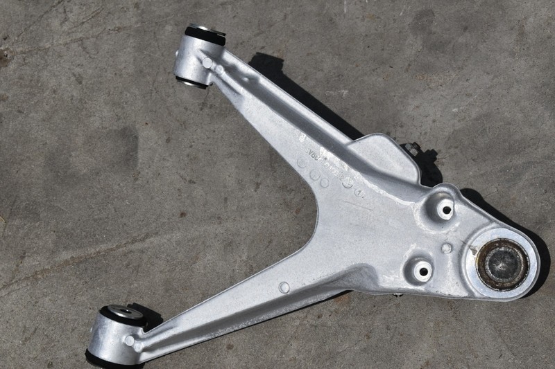 1997-2004 Chevrolet Corvette C5 LH DRIVER Front Lower Control Arm OEM *10233629*