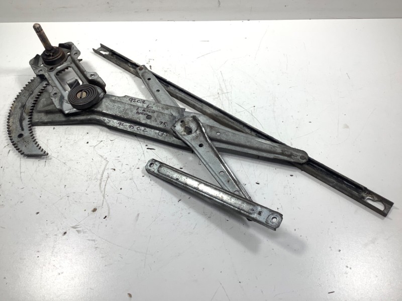 92-95 Honda Civic 2 Door Left Door Window Regulator72250-SR3-003 OEM
