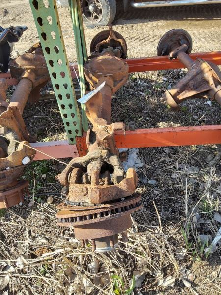 Front Axle 4 Wheel ABS 3.73 Ratio Fits 99-01 FORD F250SD PICKUP 268740