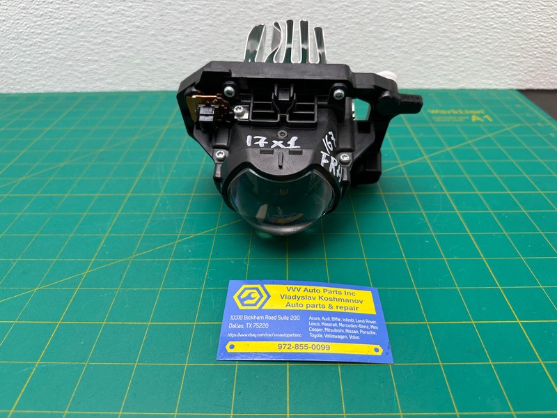 FOR PARTS! 16-19 BMW X1 F48 FRONT RIGHT PASSENGER SIDE HEADLIGHT LAMP LENS OEM