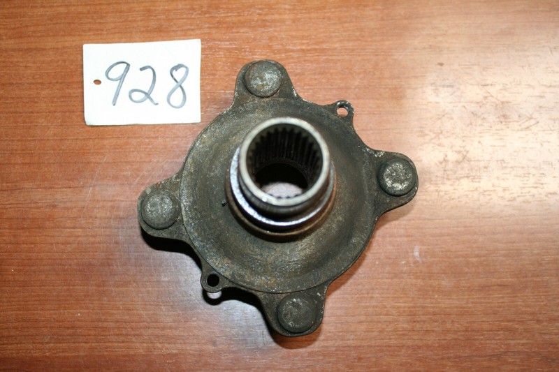 1985 Honda ATC 250SX Rear Wheel Hub Right OEM 85 H