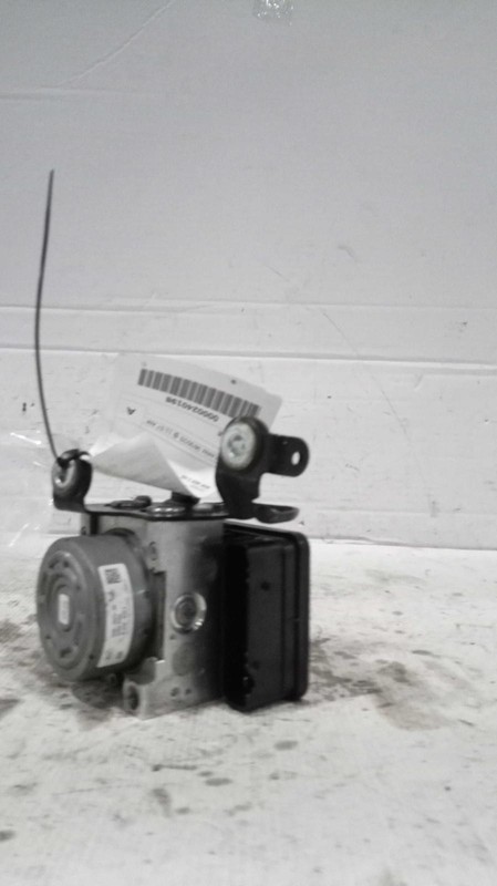 2017 Lincoln MKZ ABS Pump & Motor Assembly OEM Black 82K Miles NJ25-19305-476752