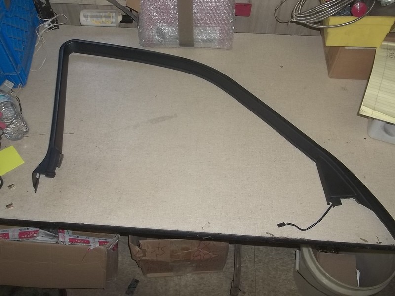 BMW 51.34-8 171 489 Driver's Door Trim with Wiring Harness 1-3813-001