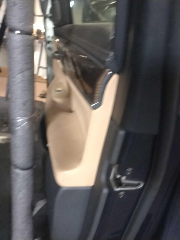 2016 BMW 750i Front Right Door Blue OEM Used 115k Miles NJ25-27457-699739