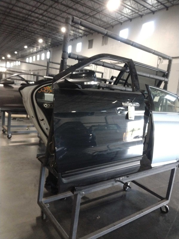 Used Front Left Door Assembly Front fits: 2014 Ford Explorer Limited L. Front Le