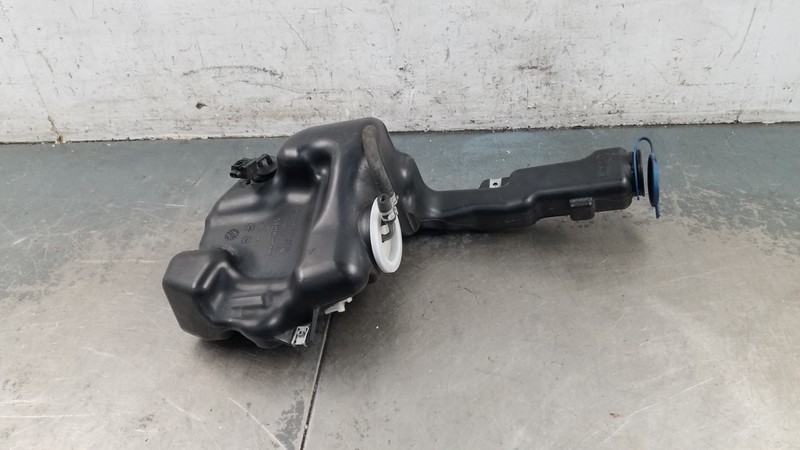 2011 Mercedes Benz AMG E 63 Windshield Washer Reservoir #4899 P6