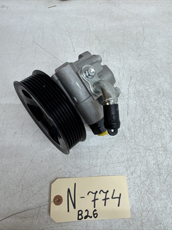 Power Steering Pump 44310-02120 Toyota Corolla Matrix Vibe 1.8L 2003-2008 774
