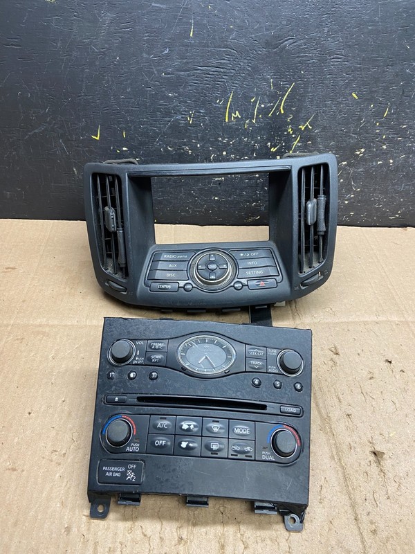 2007 to 2010 Infiniti G35 G37 Radio Player Climate Control Panel Bezel AB1784 DG