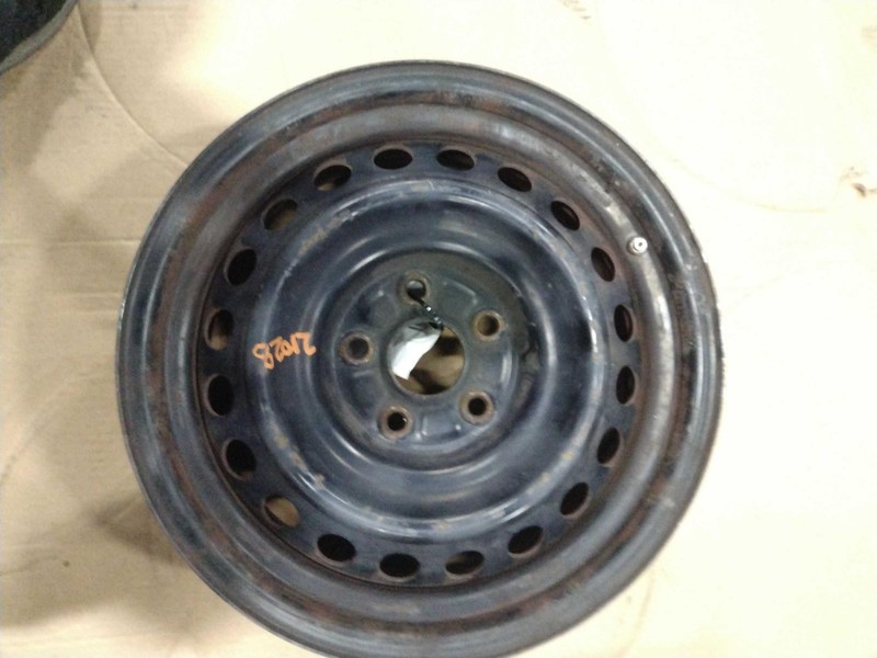 2016 Toyota Camry 16 Black Steel Wheel OEM 4261106B10 Used 112K Miles