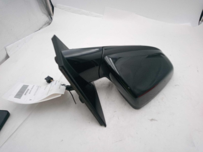 Used Right Door Mirror fits: 2016 Cadillac Srx Power power folding opt DR4 blind