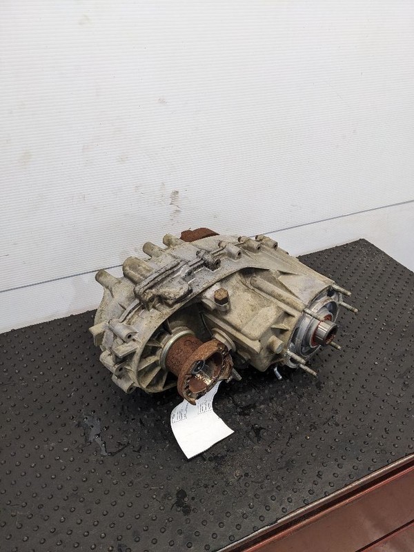 Transfer Case VIN W 6th Digit Jk Body 3.6L Manual Fits 07-18 WRANGLER 1092136