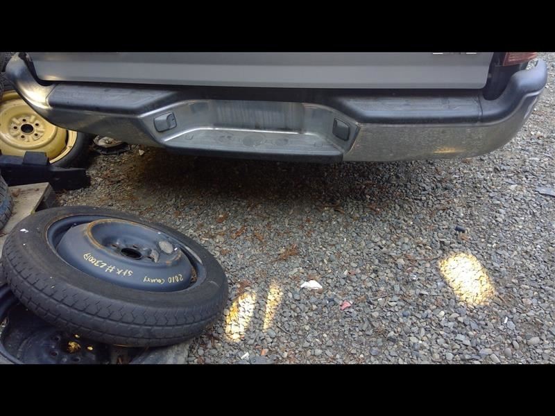 05-15 TOYOTA TACOMA SR5 REAR BUMPER SLV-1EF SCRATCHES