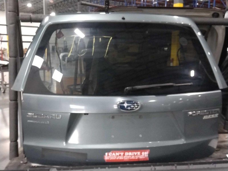 Used Deck Lid fits: 2013 Subaru Forester w/o spoiler privacy tint glass w/rear v