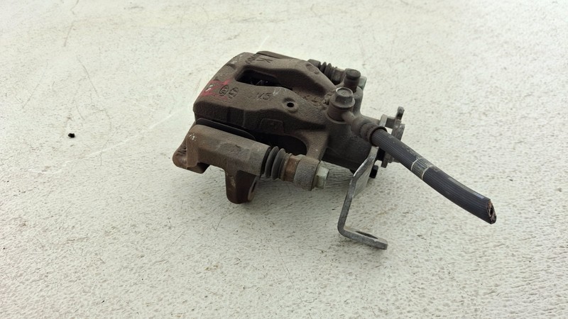 2020-2025 KIA SOUL FWD REAR LEFT ABSSIDE BRAKE CALIPER W/ BRACKETOEM