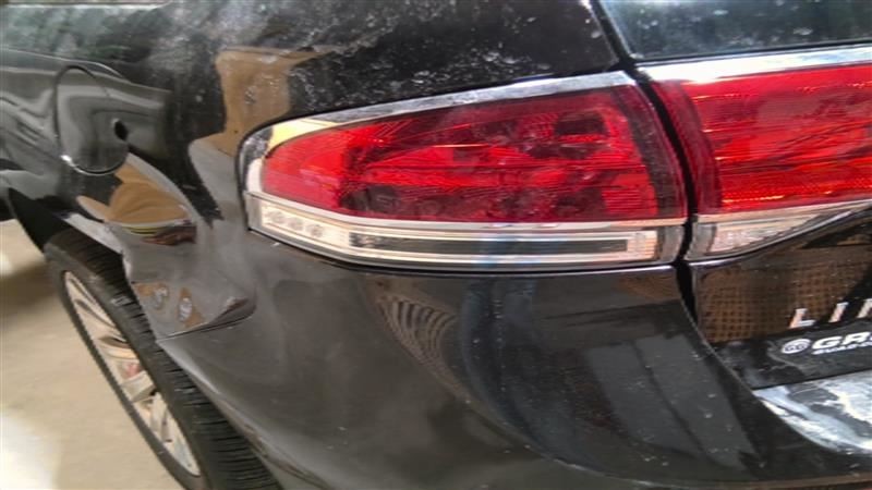 Driver Left Tail Light Quarter Mounted Fits 11-15 MKX 3380319