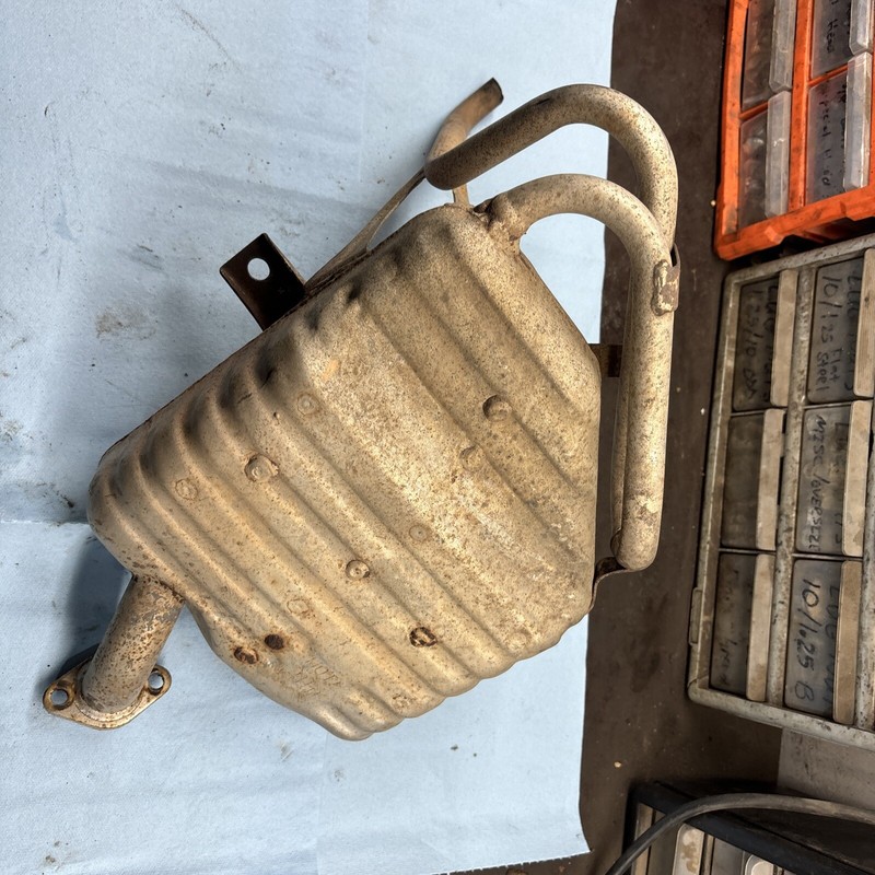 Yamaha G2 Vintage Gas Golf Cart J38 285 Motor Exhaust Muffler Good
