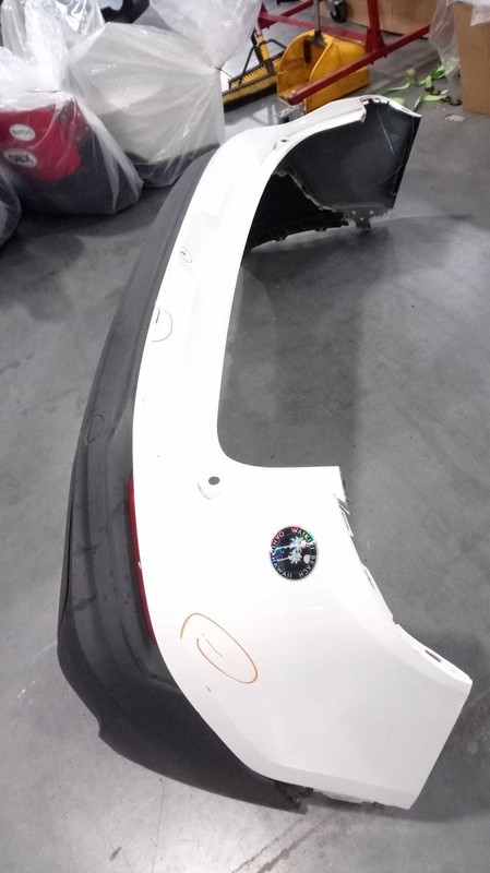 2019 GMC Terrain White Bumper Assembly OEM Used SCRATCHES 4DR SUV