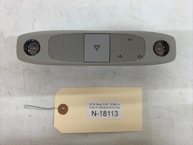 TESLA MODEL 3 FRONT DOME OVERHEAD LIGHT HAZARD SWITCH 1092573-91-H 18113 B140