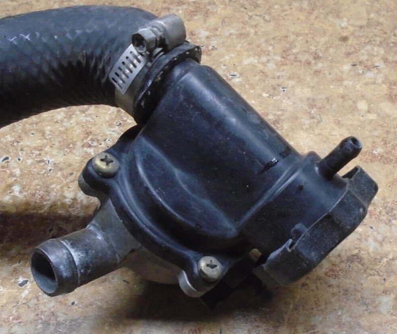 1992 Kawasaki Vulcan VN1500 VN 1500 A Coolant Thermostat Housing Fill Neck Cap