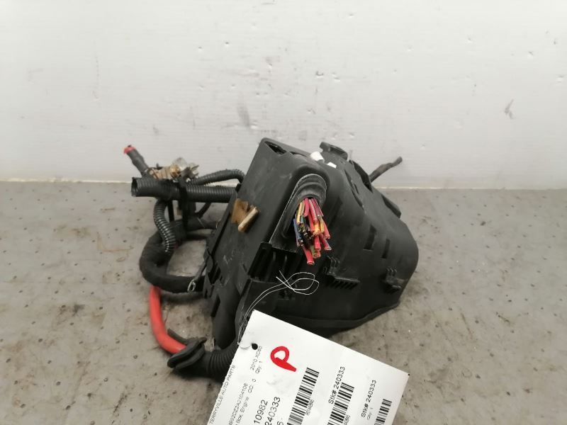 Fuse Box Engine S60 Thru VIN 20112 Fits 09-12 VOLVO 60 SERIES 1442845