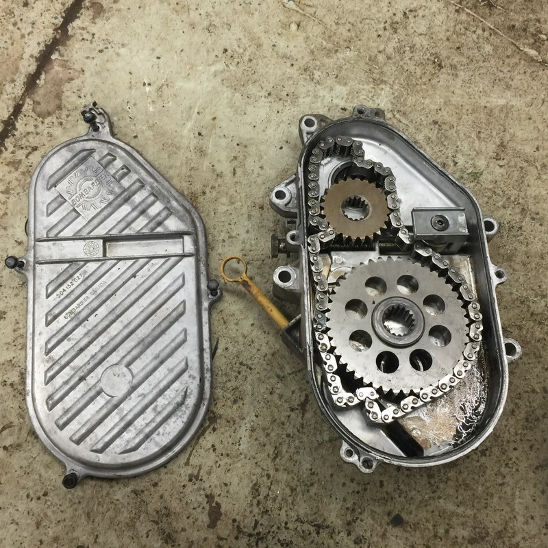 Ski-doo MXZ Summit 500 600 700 800 chaincase assy 43/24 1999-2003 ZX Chassis