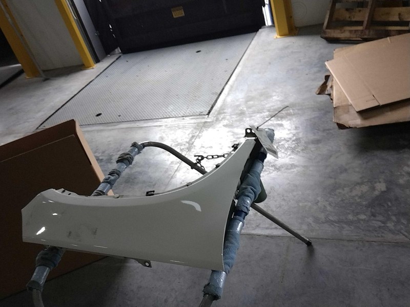 2017 Volkswagen Tiguan Front Right Fender White 227979 Used 96K Miles