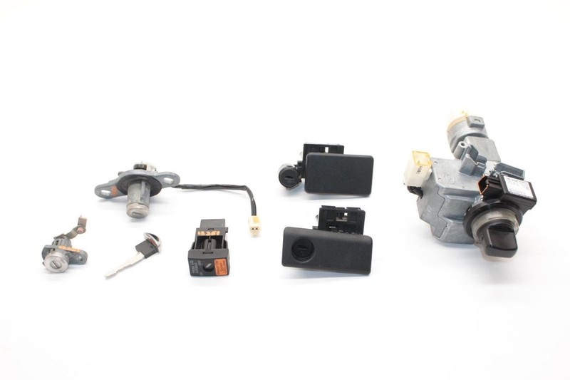 2010 Mazda Mx-5 Miata NC Ignition Kit with Key and Lock Cylinders D46166938B