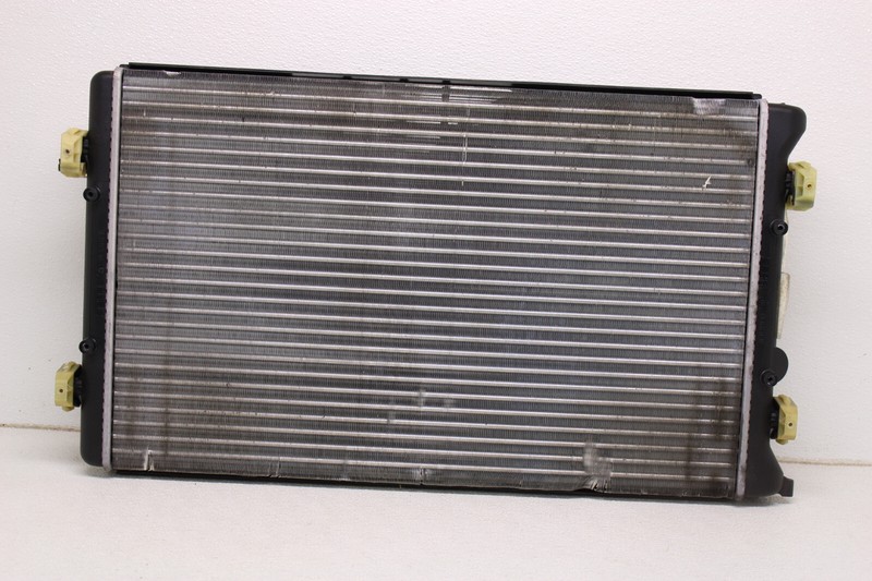 MK1 Audi TT 1.8T 225hp Behr Radiator W/ Cooling Fans Fan Assembly 2000-2006