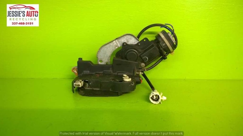 03-06 SUZUKI VITARA XL7 PASSENGER RIGHT FRONT DOOR LOCK LATCH ACTUATOR 2077-2