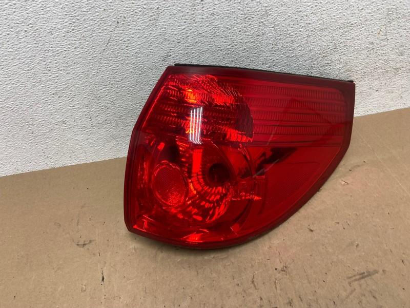 2006 - 2010 Toyota Sienna Right Passenger Side Tail Light DEPO AE6073 LK