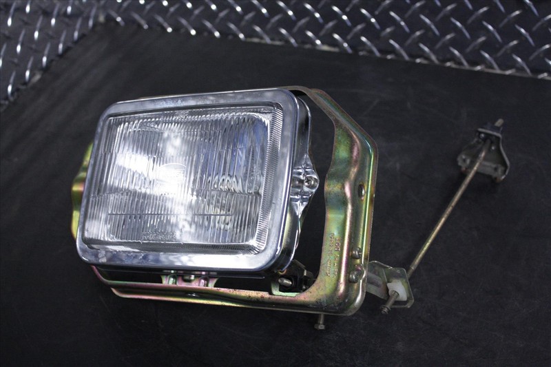 1983 YAMAHA XVZ12 T VENTURE HEADLIGHT LAMP HEAD ASSEMBLY W/ HOUSING XVZ 1200 83