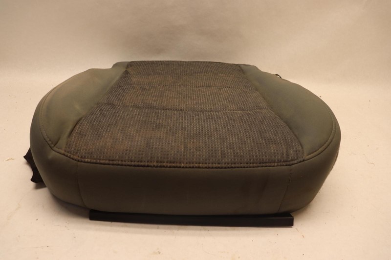 2013-2018 DODGE RAM 1500 FRONT RIGHT PASSENGER SEAT LOWER CUSHION CLOTH OEM