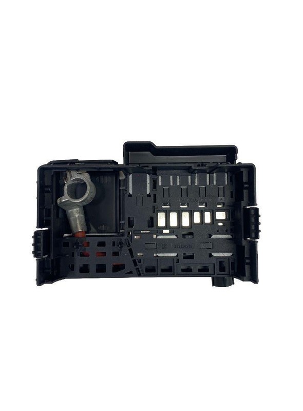 Cadillac ATS junction block 2015 power fuse negative battery port OEM 23109802