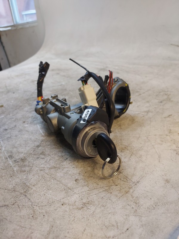 2007 Hyundai Tucson Ignition Switch oem key lock cylinder immobilizer